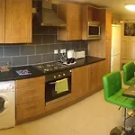 Alton Apartments